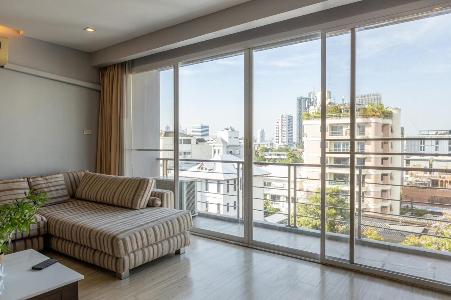 P Villa Lamoon Thonglor กรุงเทพมหานคร ภายนอก รูปภาพ